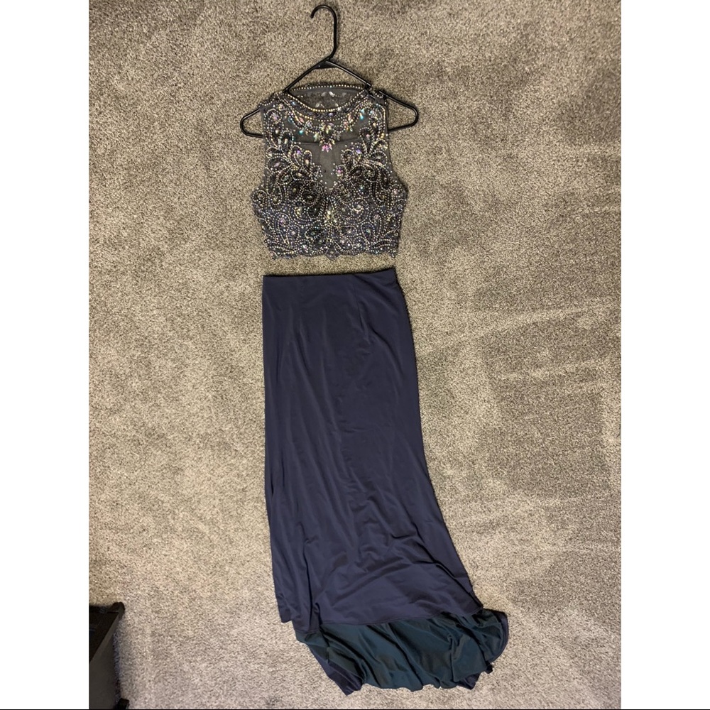 Prom gown / prom dress